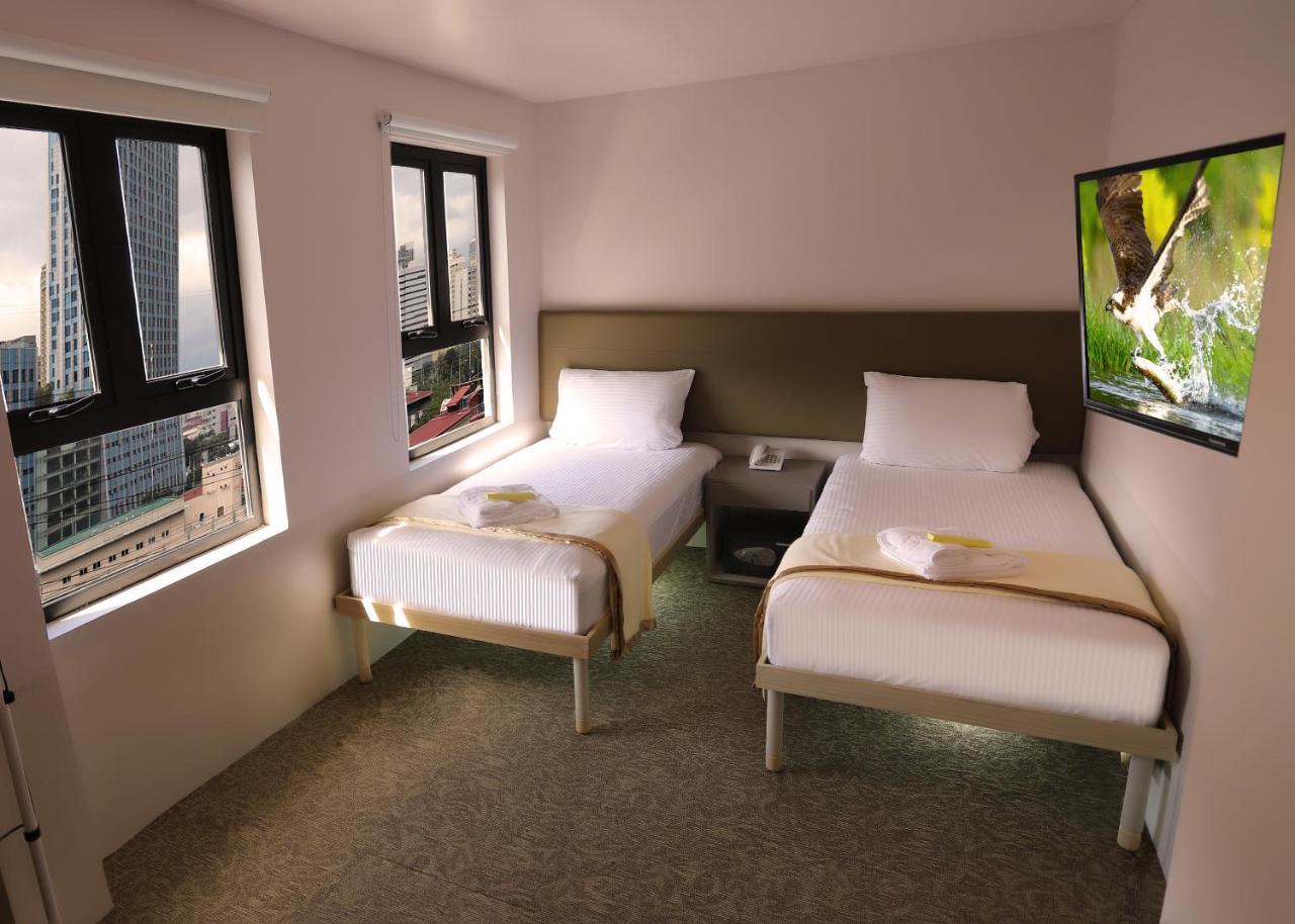 1010 Hotel Muntinlupa City Экстерьер фото